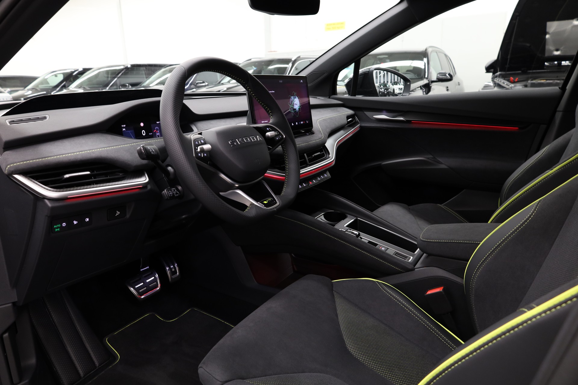 SKODA Elroq RS 4x4-image-19