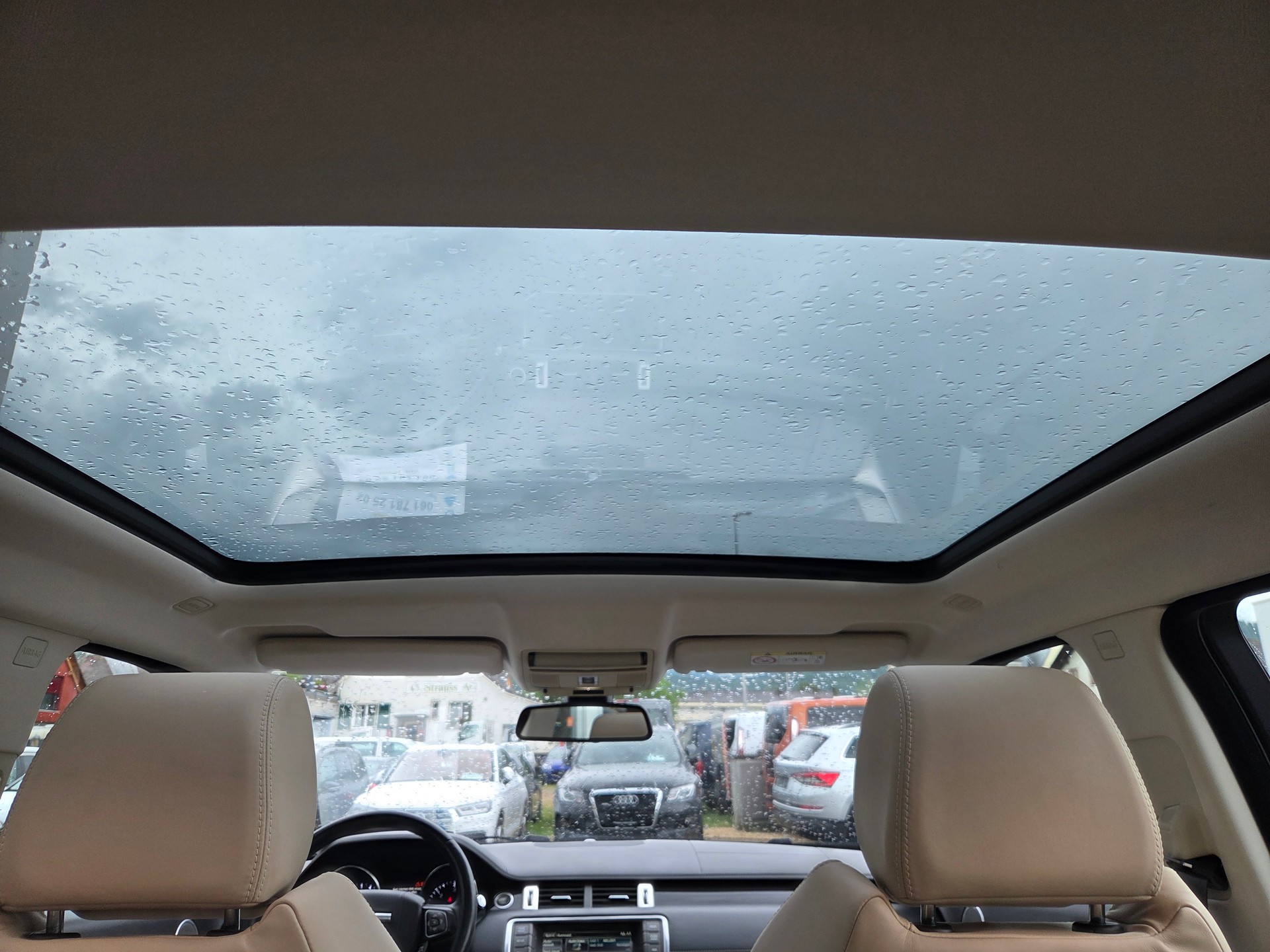 LAND ROVER Range Rover Evoque 2.2 SD4 Prestige AT9-image-16