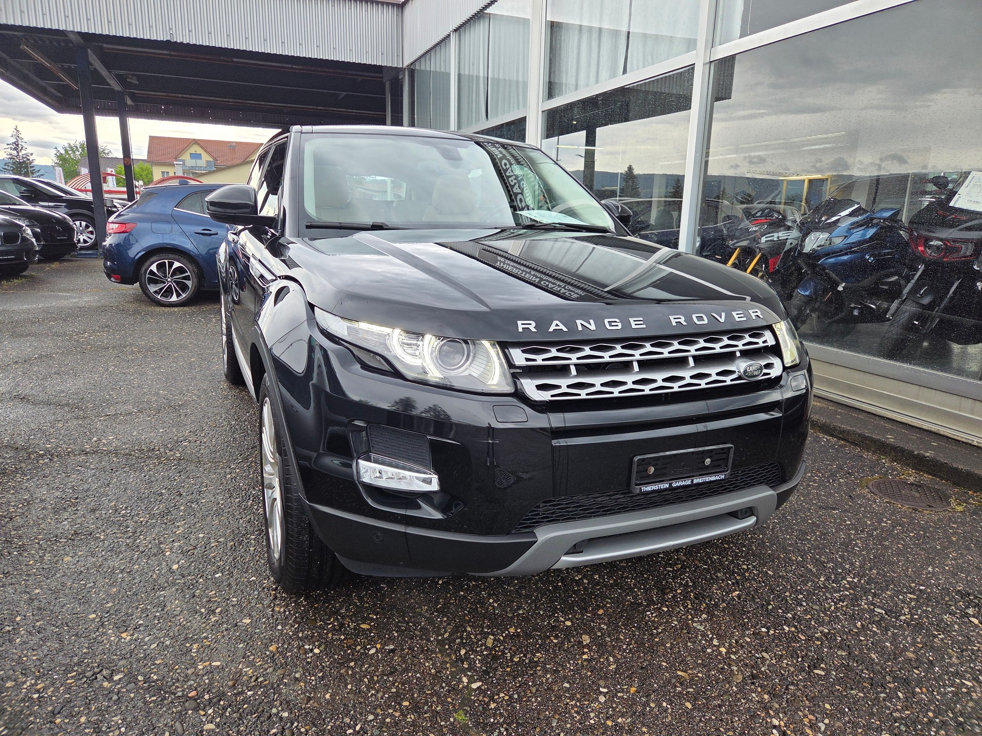 LAND ROVER Range Rover Evoque 2.2 SD4 Prestige AT9-showroom-element-1