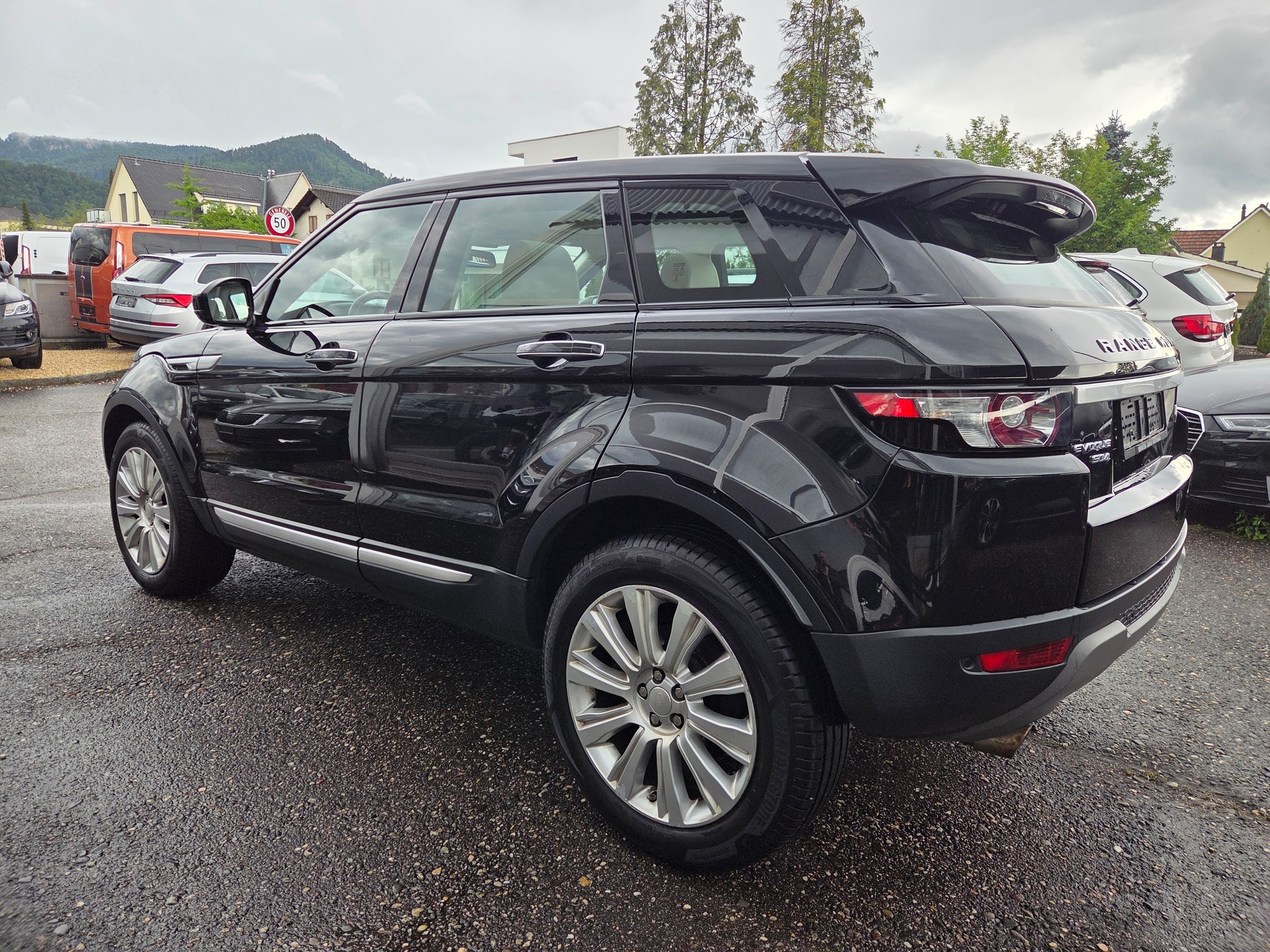 LAND ROVER Range Rover Evoque 2.2 SD4 Prestige AT9-image-5