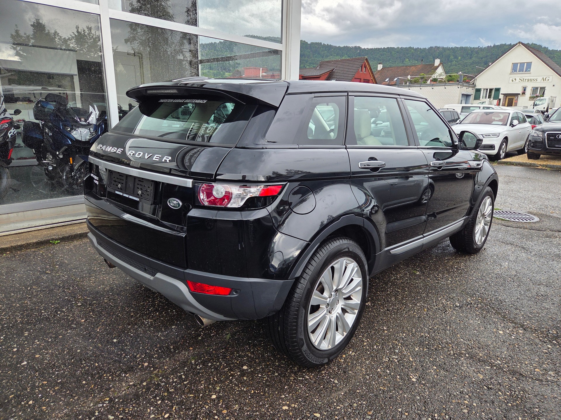 LAND ROVER Range Rover Evoque 2.2 SD4 Prestige AT9-image-8