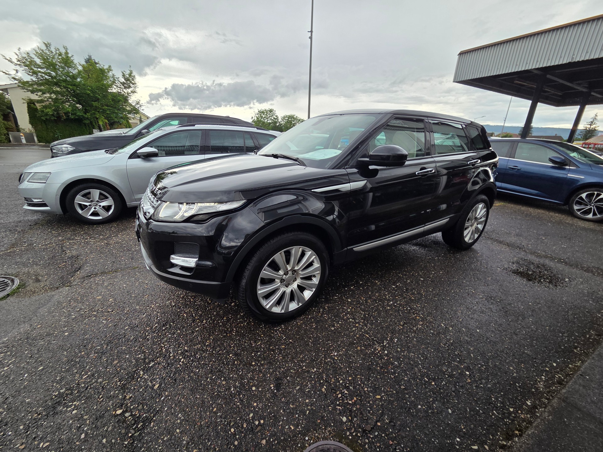 LAND ROVER Range Rover Evoque 2.2 SD4 Prestige AT9-image-4
