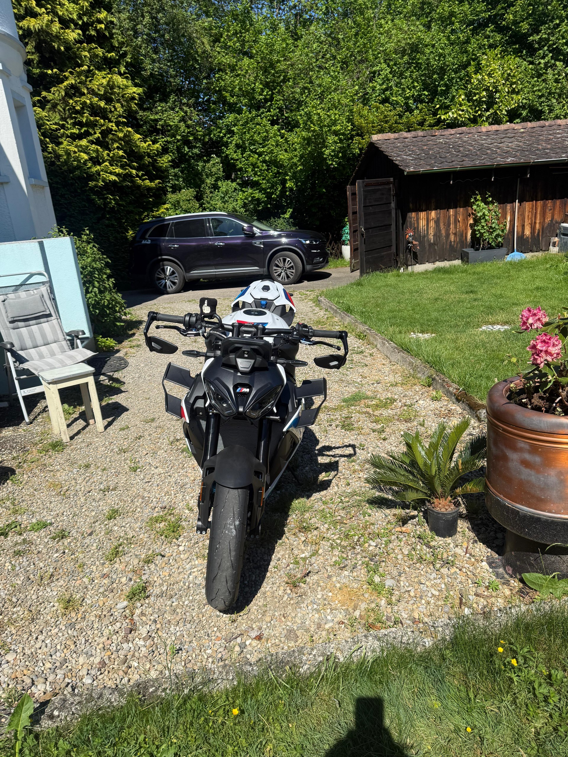 BMW M 1000 R-image-2