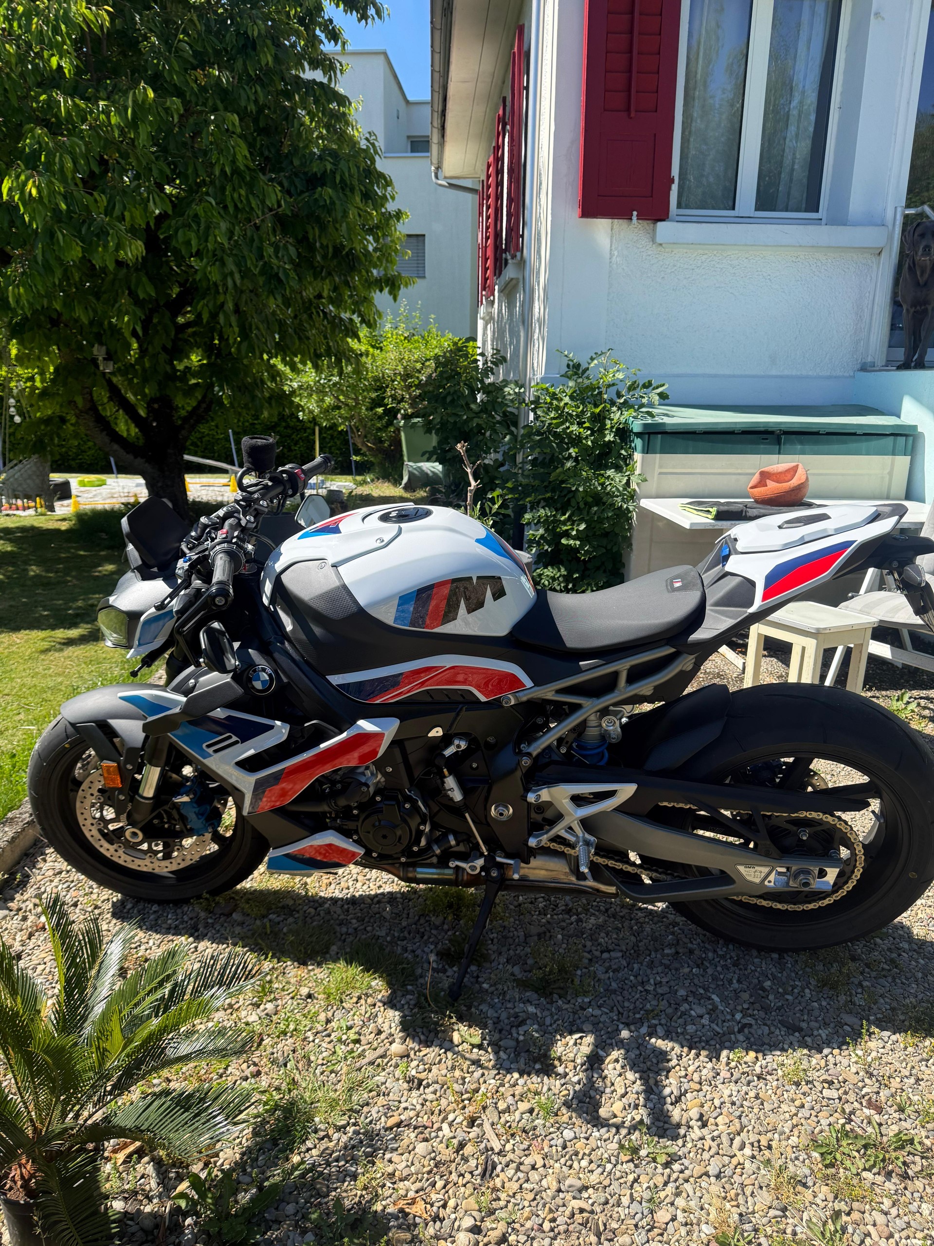 BMW M 1000 R-image-0