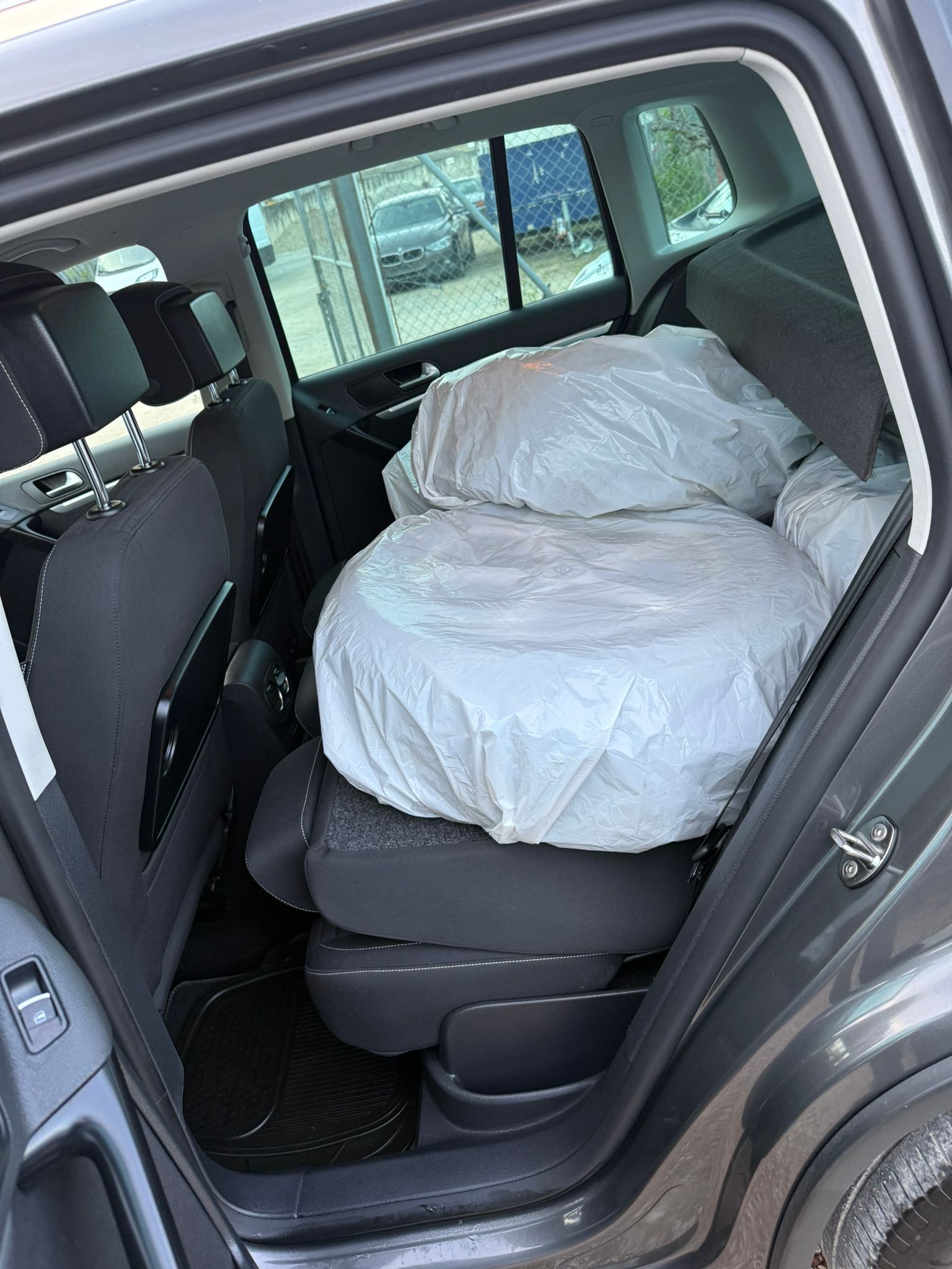 VW Tiguan 2.0 TSI Cup 4Motion-image-12