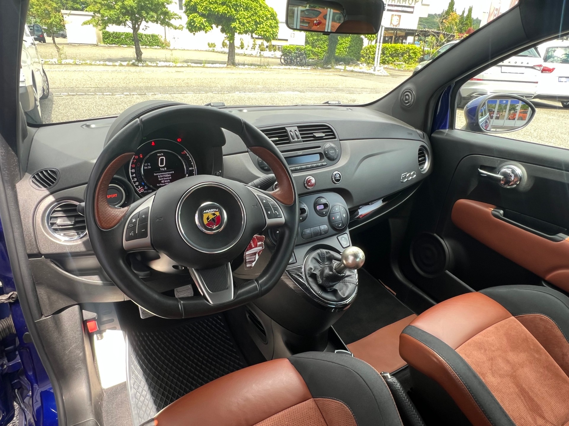 FIAT 595 Abarth 1.4 T-Jet 180 Competizione-image-7