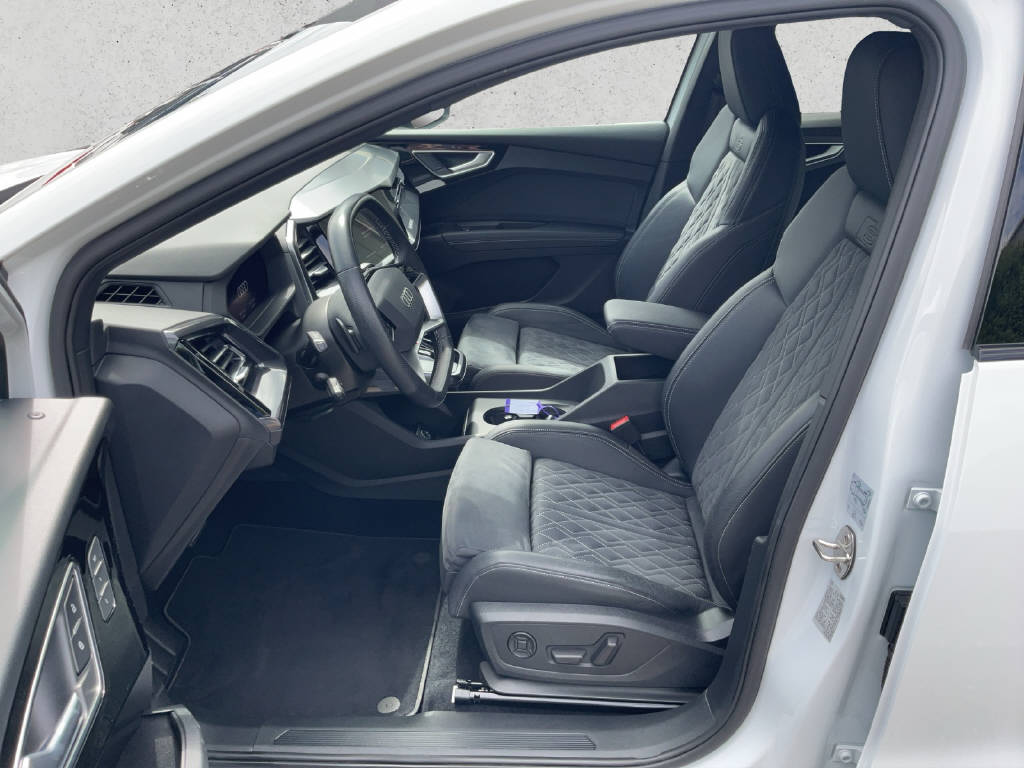AUDI Q4 e-tron 50 quattro-image-8