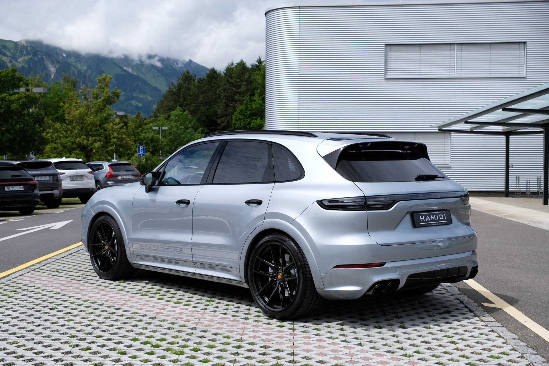 PORSCHE Cayenne S-image-6