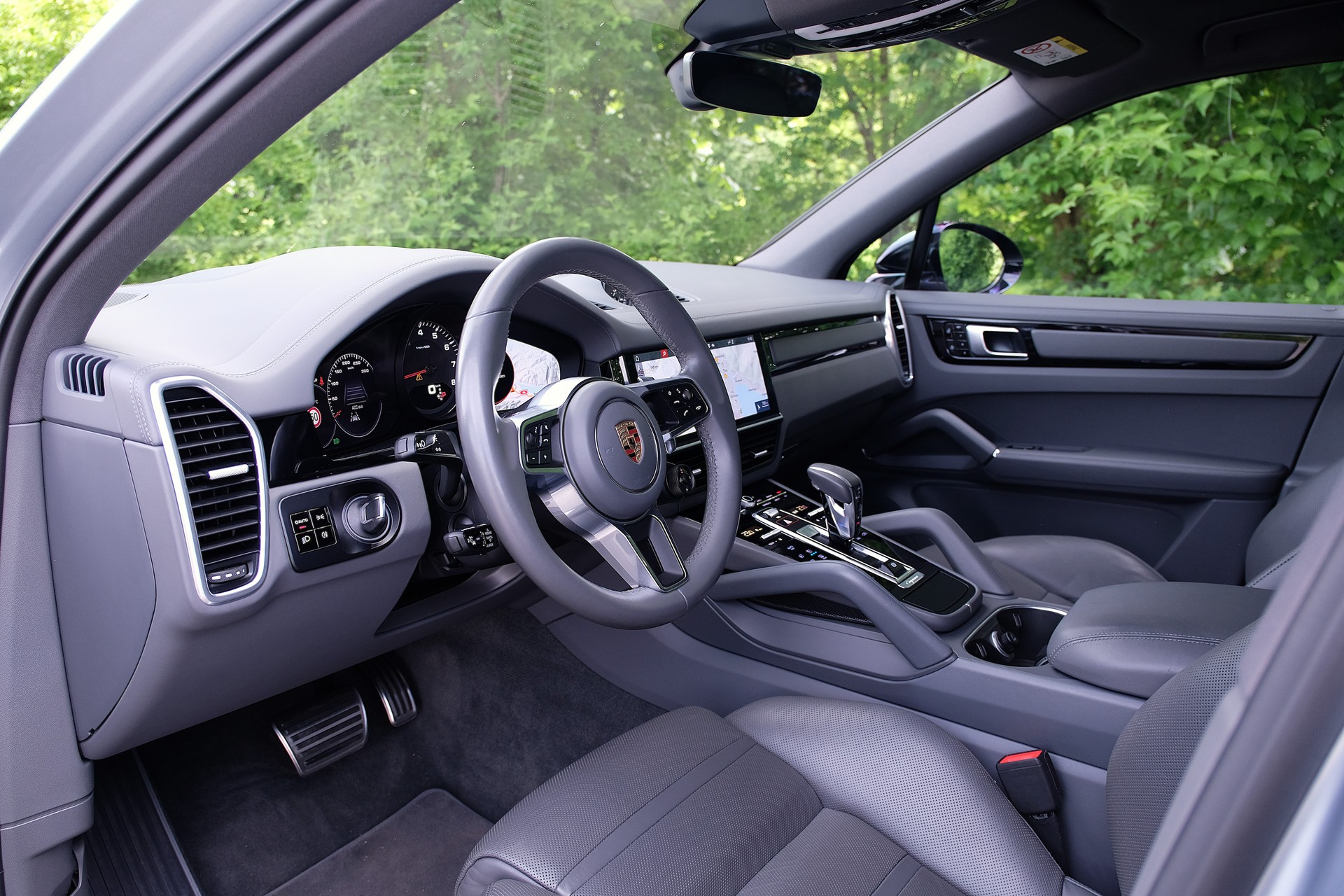 PORSCHE Cayenne S-image-13
