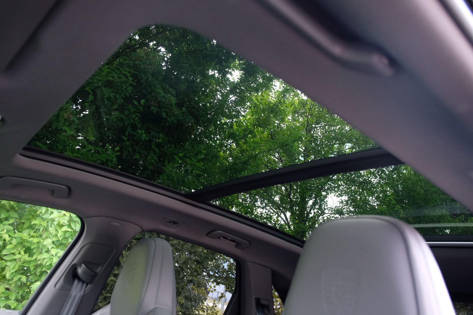 PORSCHE Cayenne S-image-29
