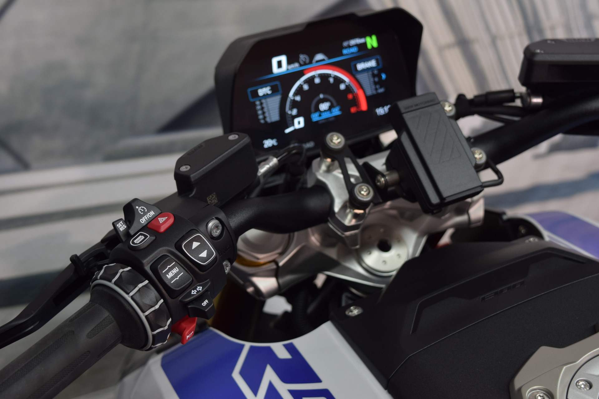 BMW R 1300 R Performance Gratis Service 3 Jahre / 30'000KM-image-6