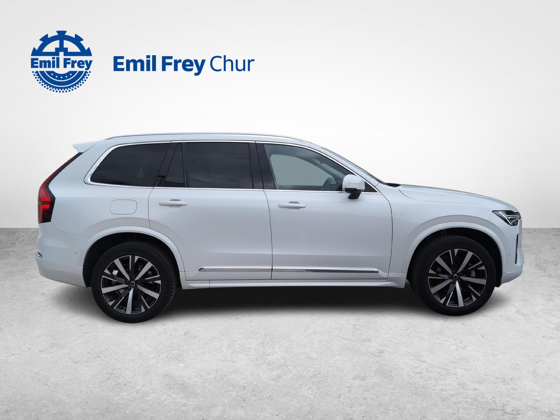 VOLVO XC90 2.0 B5 MH Plus Bright AWD-image-5