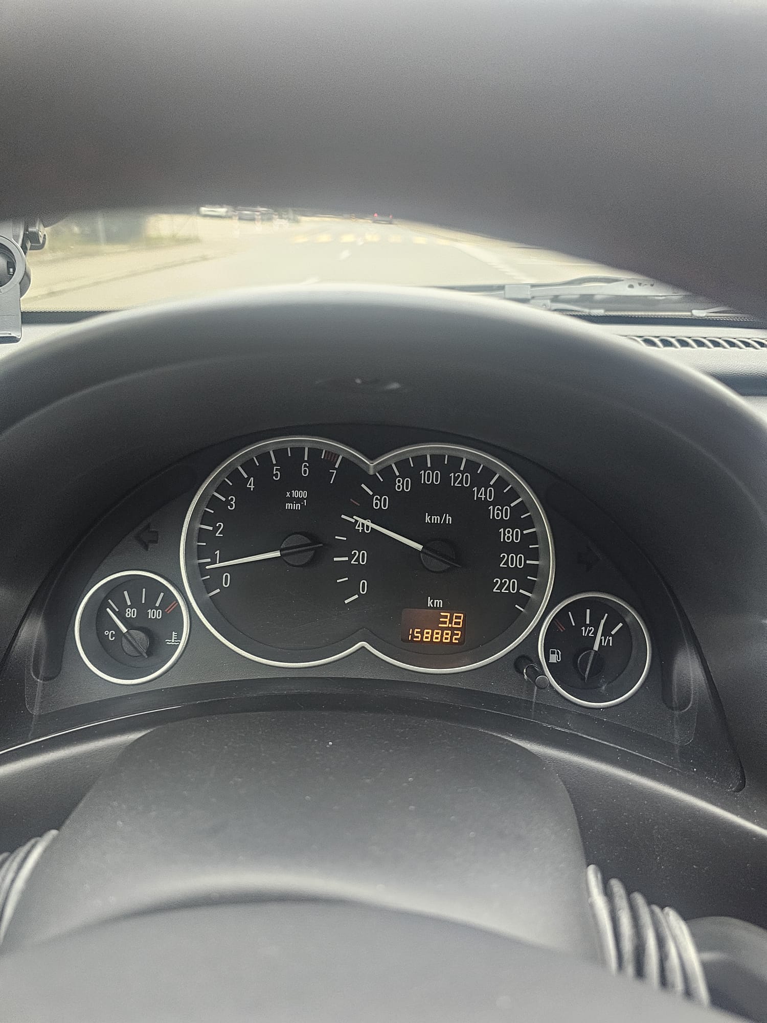 OPEL Tigra 1.8 Sport-image-8