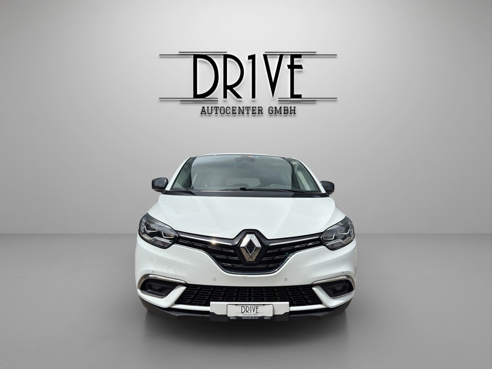 RENAULT Grand Scénic 1.3 16V Turbo Techno EDC-showroom-element-1