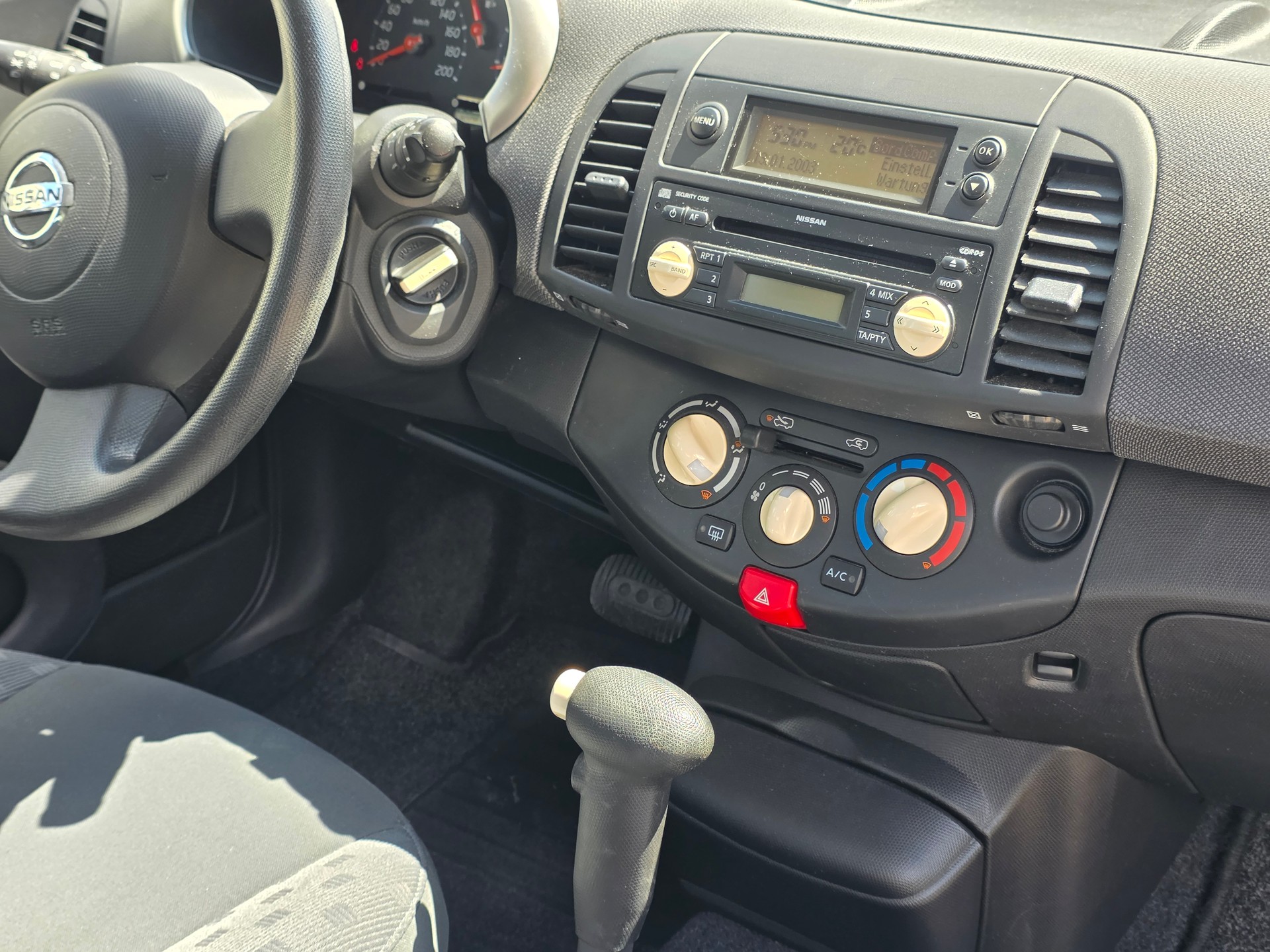 NISSAN Micra 1.2 visia Automat / ab MFK 10.25 / Frisch ab Service / 6 Monate Garantie / Gratis Lieferung-image-16