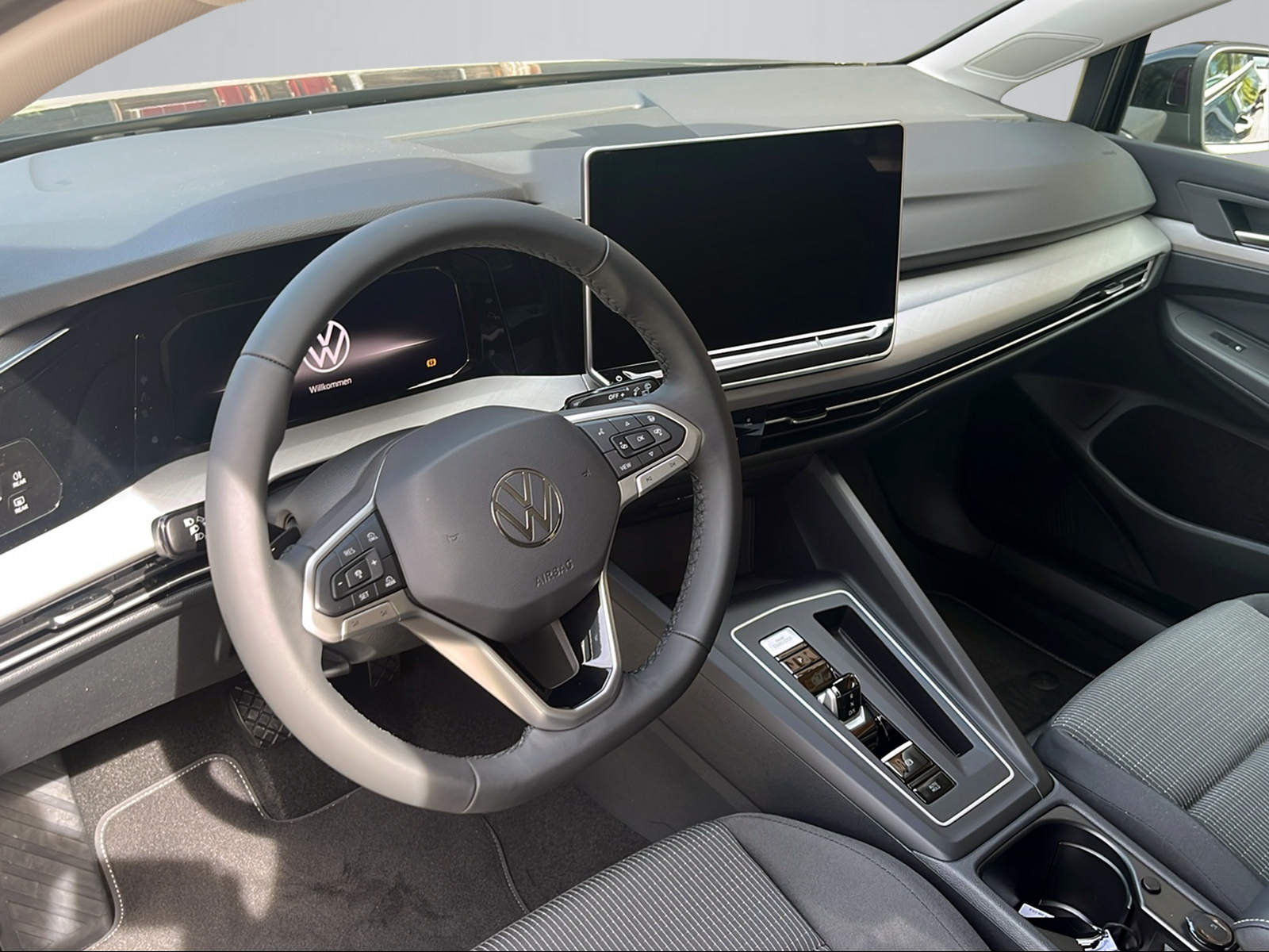 VW Golf 1.5 e TSI mHEV Value DSG-image-4