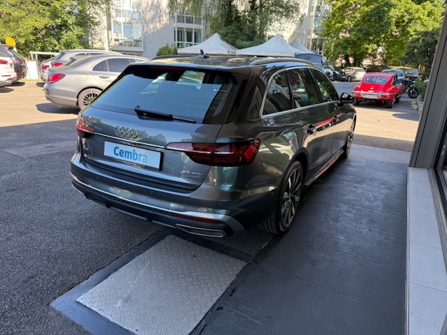 AUDI A4 Avant 40 TDI S line quattro S-tronic-image-6