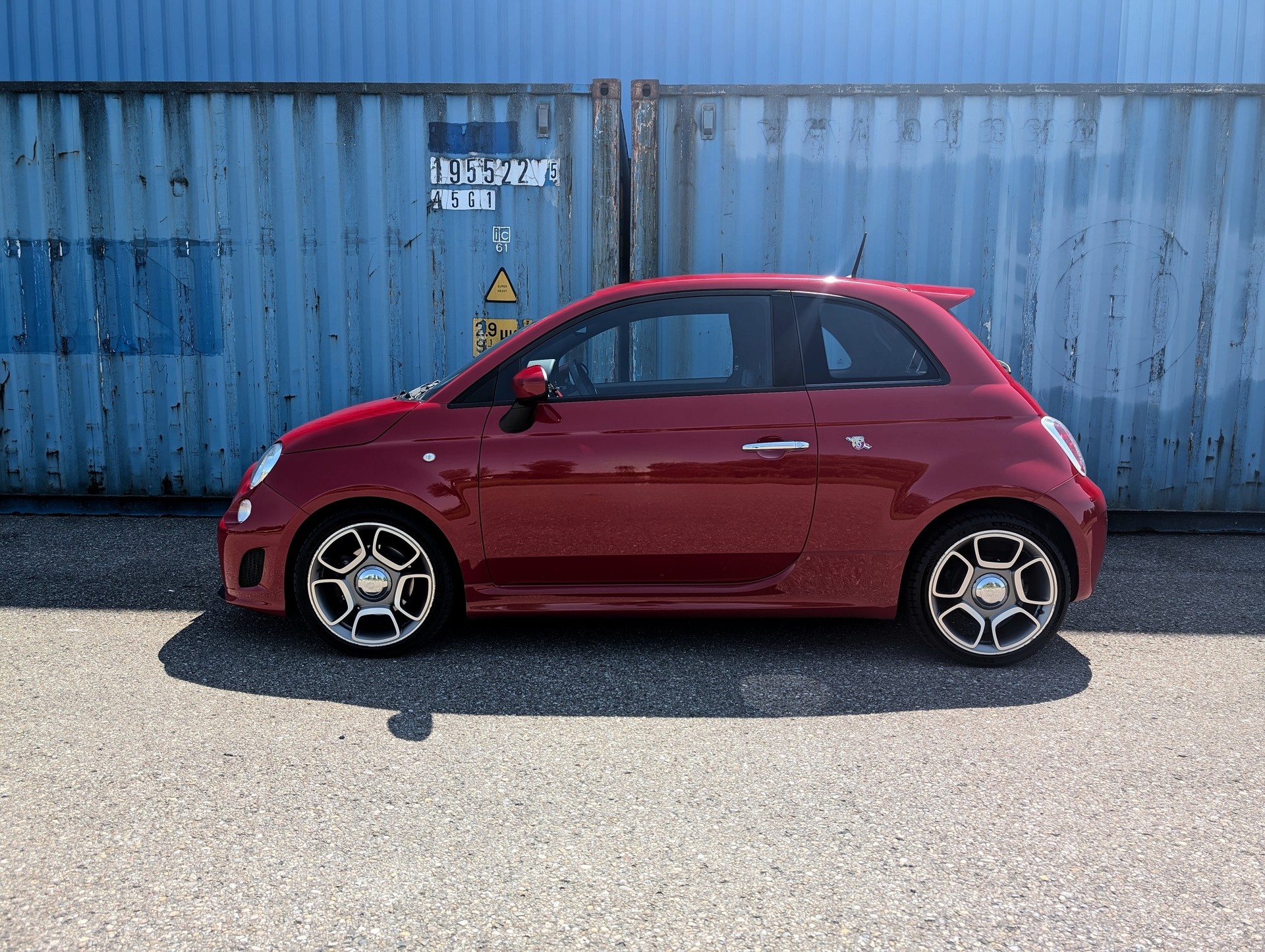 FIAT 500 Abarth-image-4