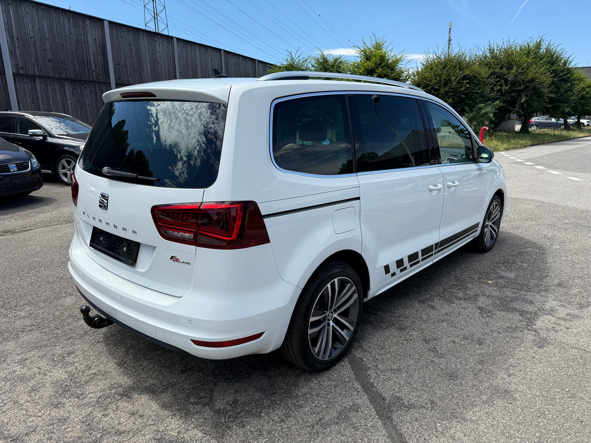 SEAT Alhambra 2.0 TDI Hola FR DSG-image-4