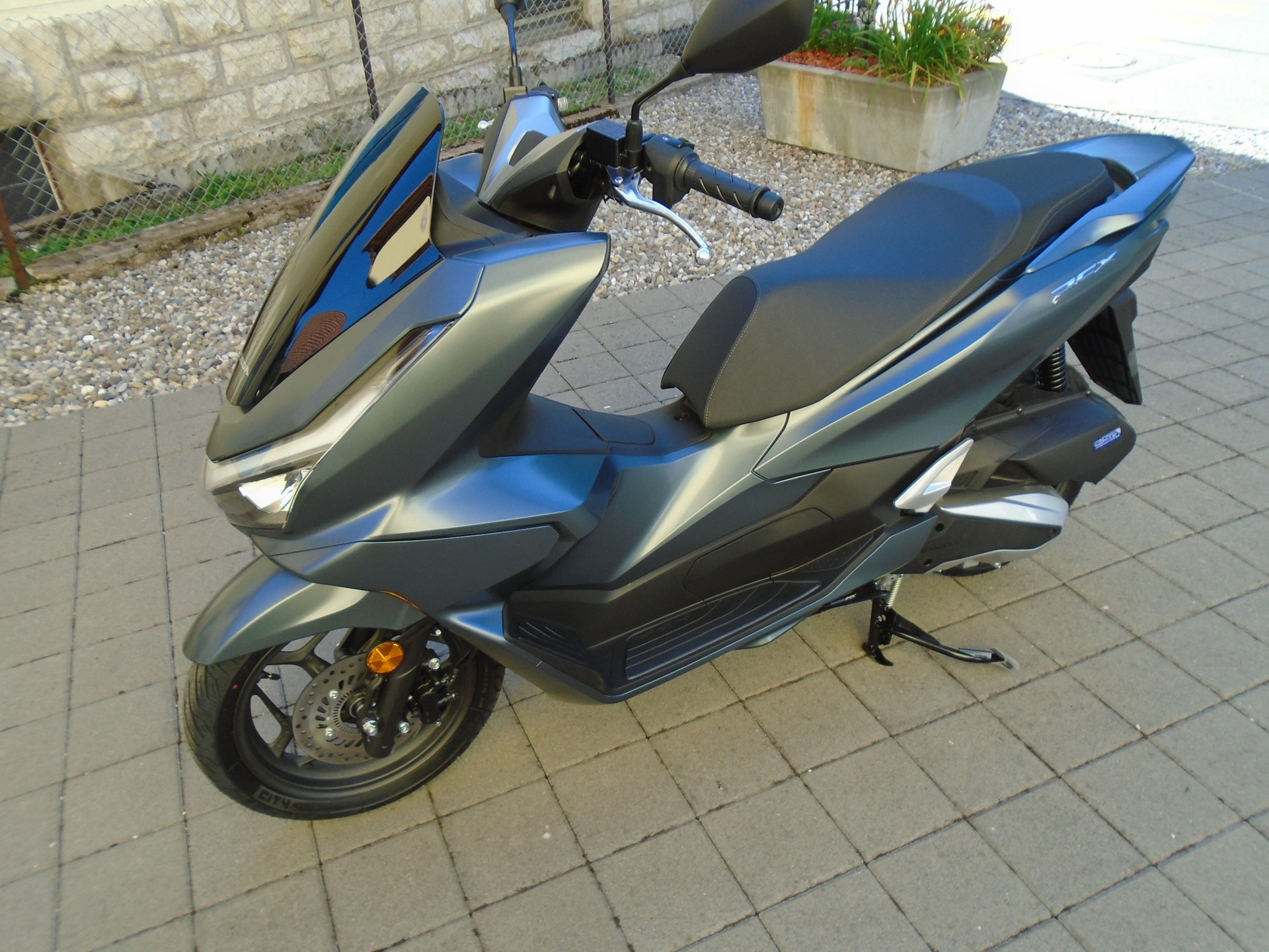 HONDA PCX 125-image-1