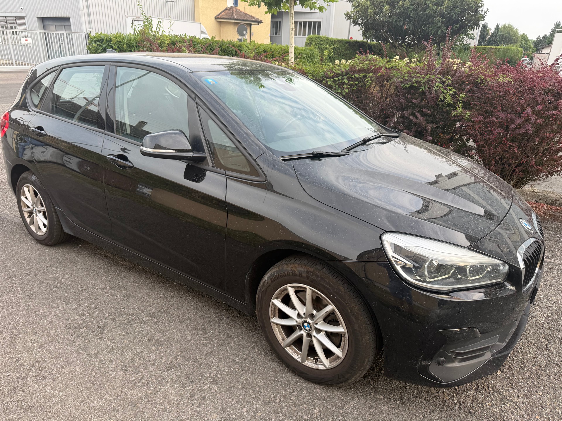 BMW 218d xDrive Active Tourer Swiss Advantage Sport-image-5