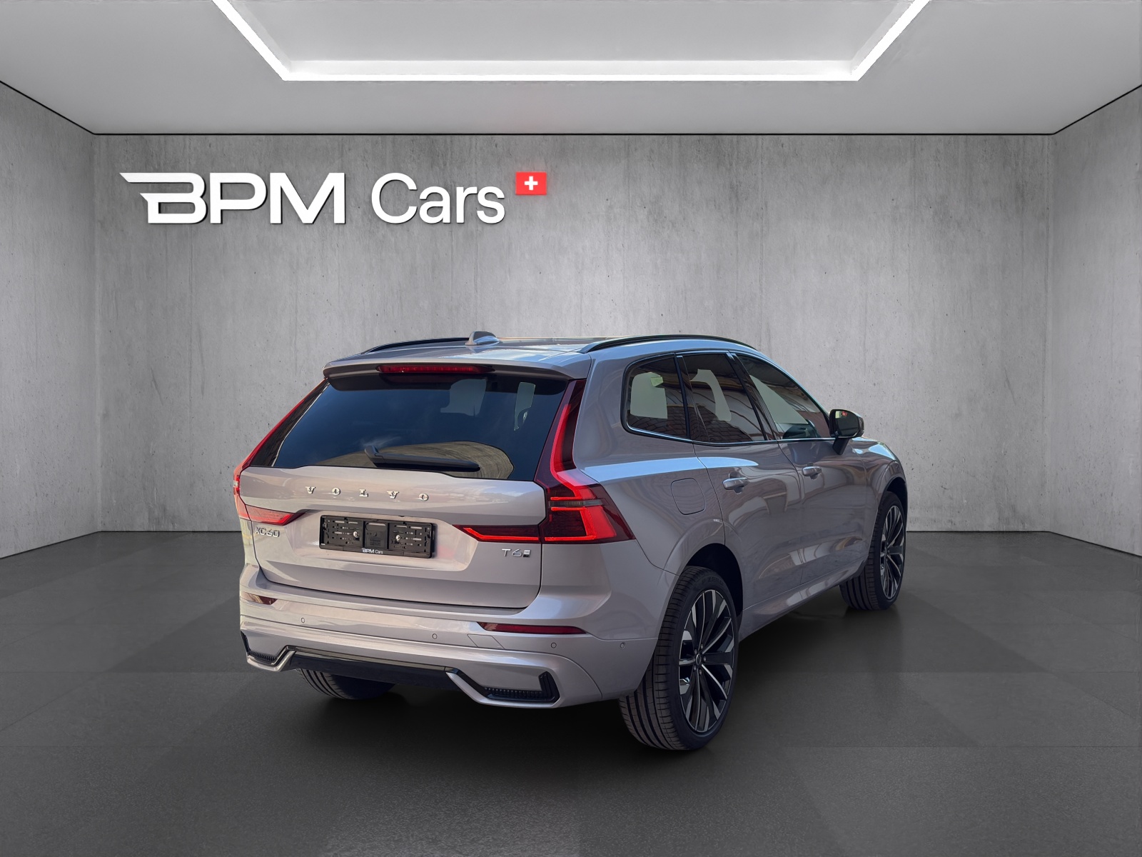 VOLVO XC60 T6 eAWD PluginHybrid Ultra Dark Geartronic-showroom-element-3