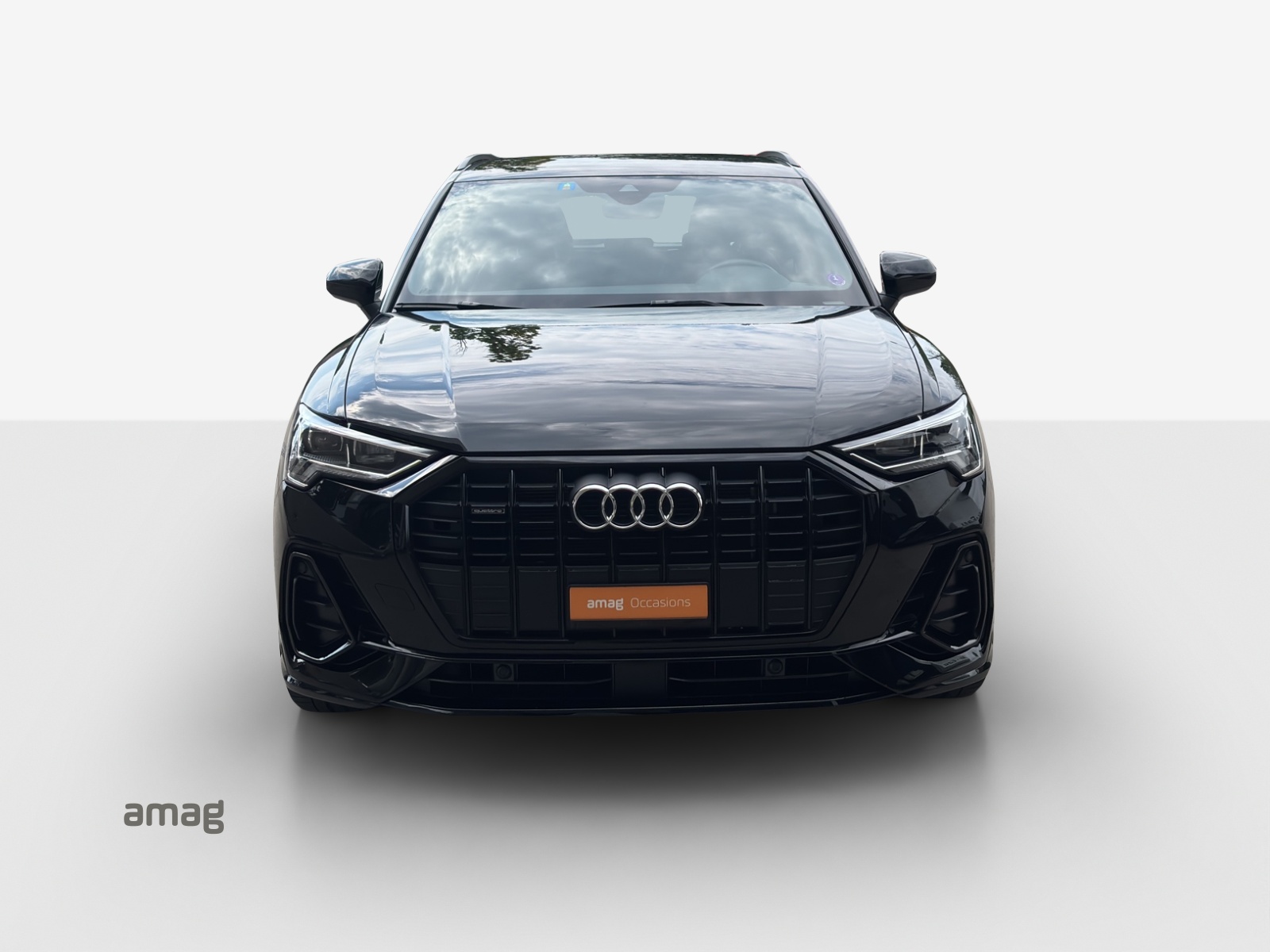 AUDI Q3 40 TFSI S line quattro S-tronic-image-6