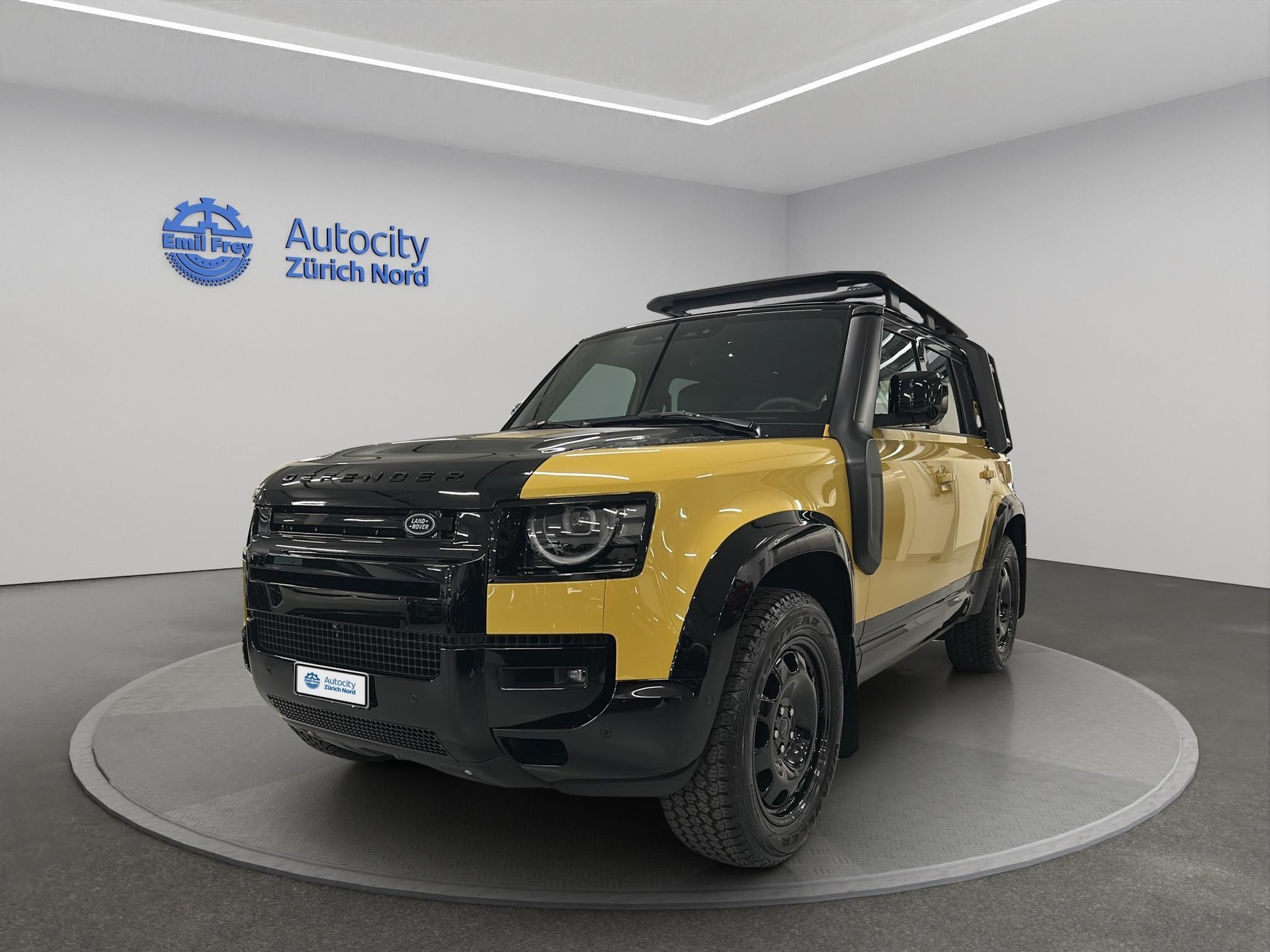 LAND ROVER Defender 110 3.0 D I6 350 Trophy Edition Yellow
