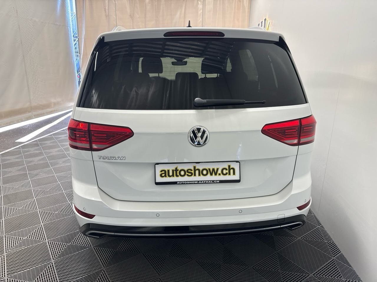 VW Touran 1.5 TSI EVO Trendline DSG-image-13