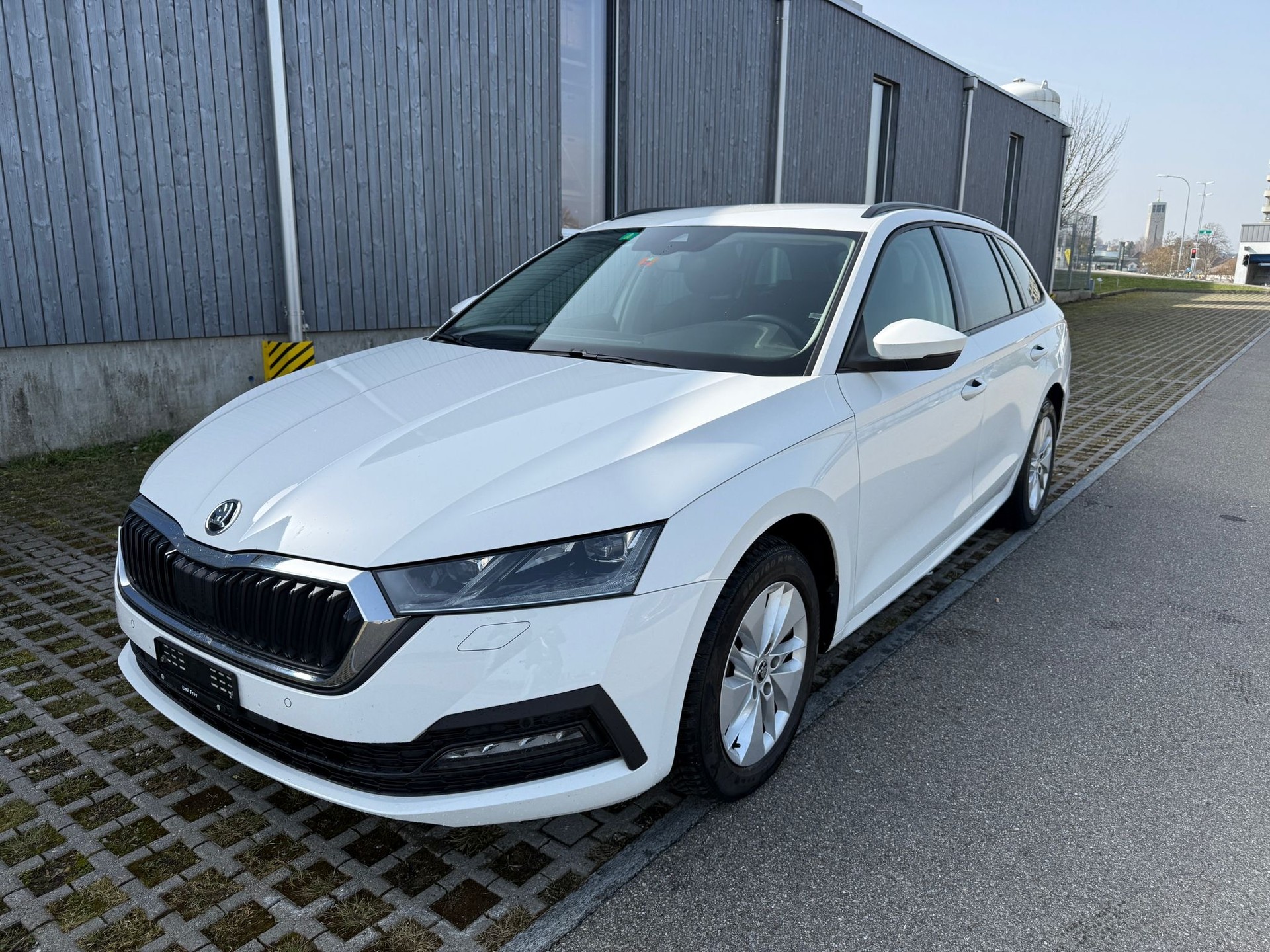 SKODA Octavia Combi 2.0 TDI DSG Ambition 4x4
