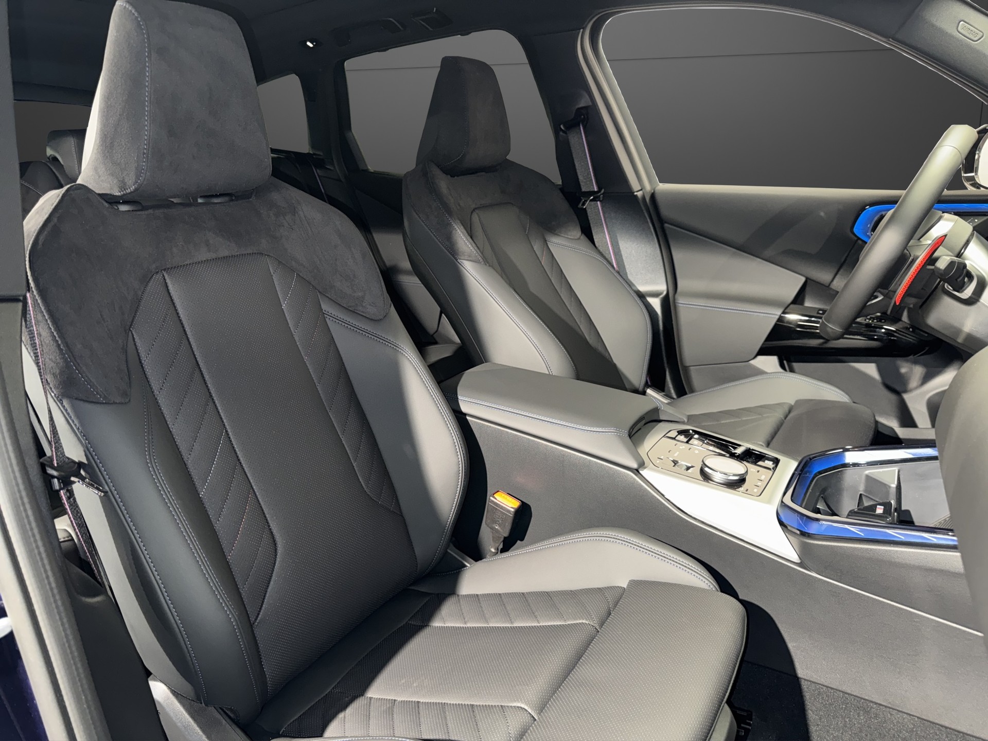 BMW X3 M50i-image-19
