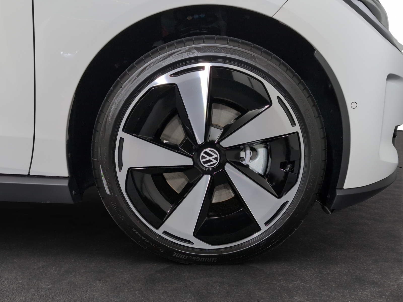 VW ID.Polo 52 kWh Style Edition One Plus-image-5