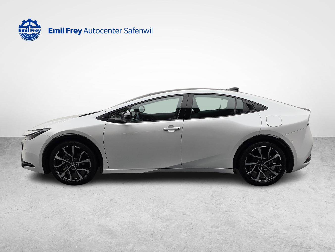 TOYOTA Prius 2.0 Plug-In-Hybrid Premium-showroom-element-1