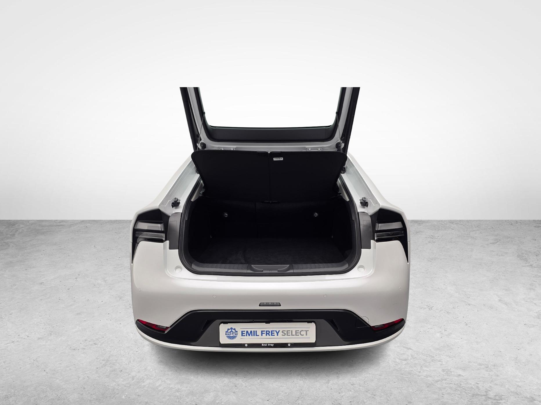 TOYOTA Prius 2.0 Plug-In-Hybrid Premium-image-11