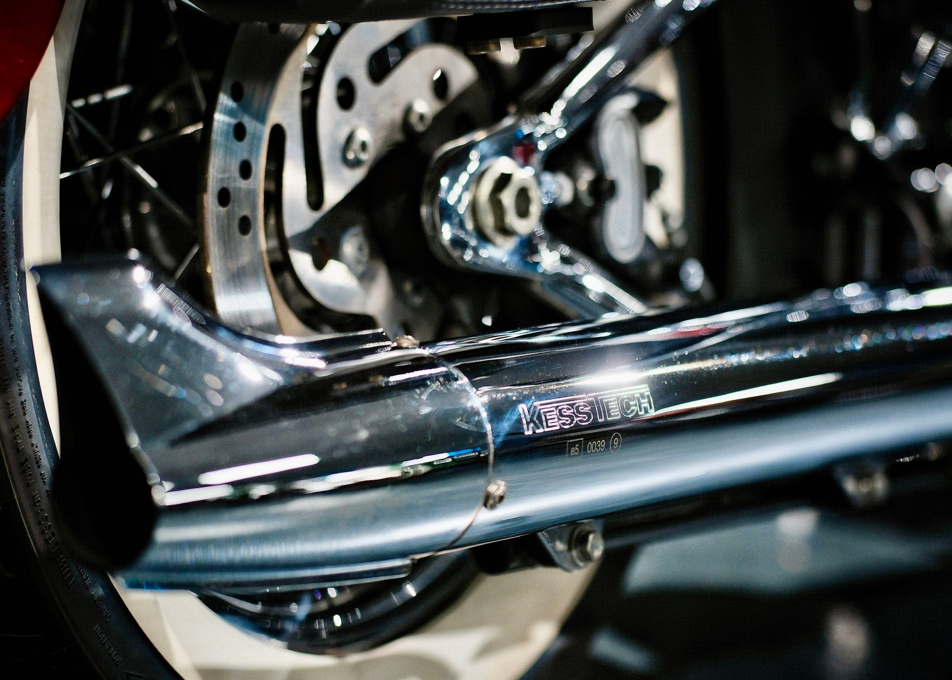 HARLEY-DAVIDSON FLSTN Softail Deluxe ABS-image-11