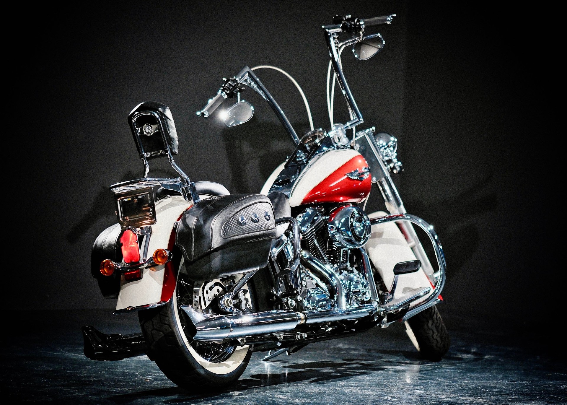 HARLEY-DAVIDSON FLSTN Softail Deluxe ABS-image-1