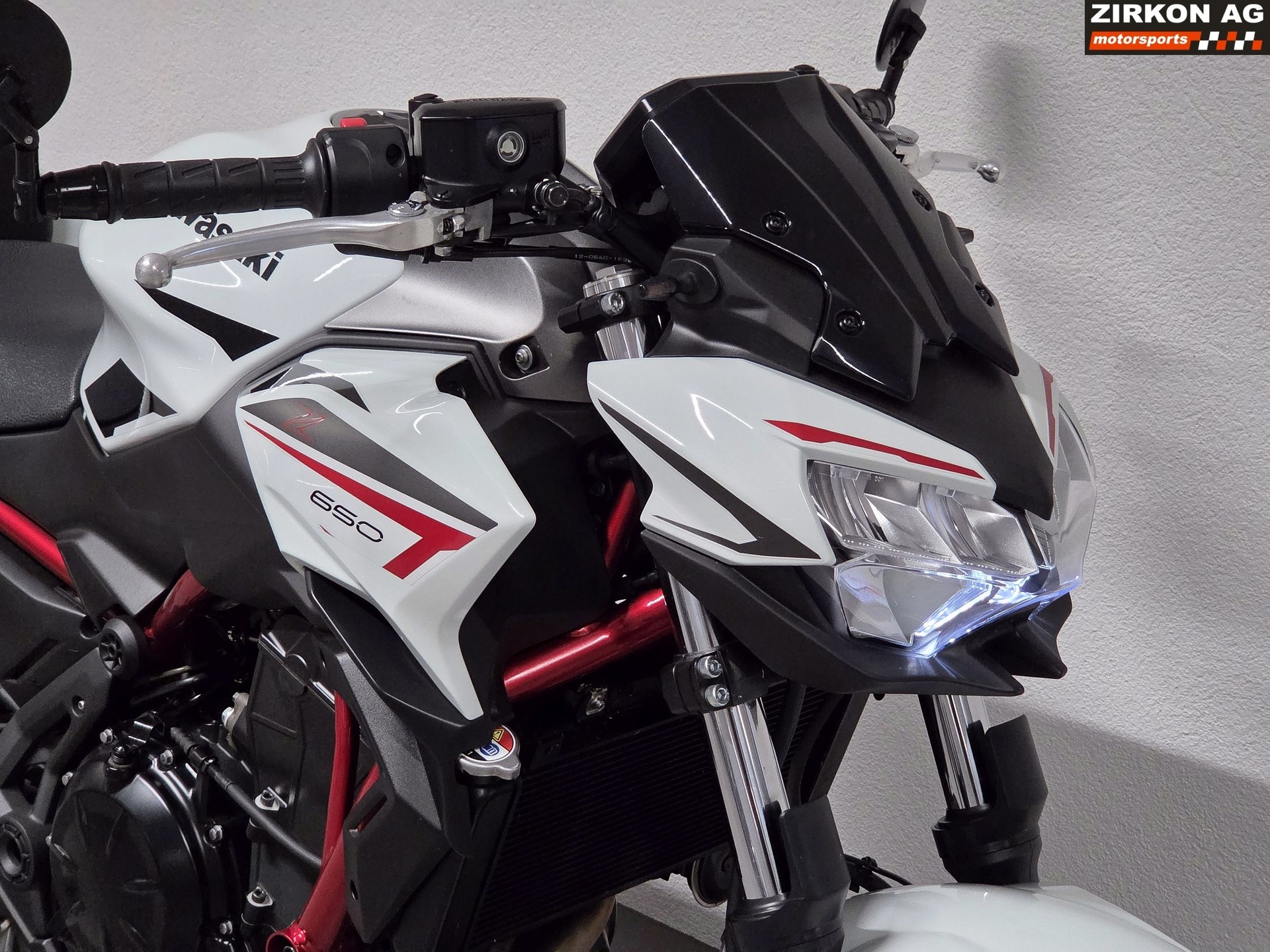 KAWASAKI Z 650 (35/50kW)-image-3