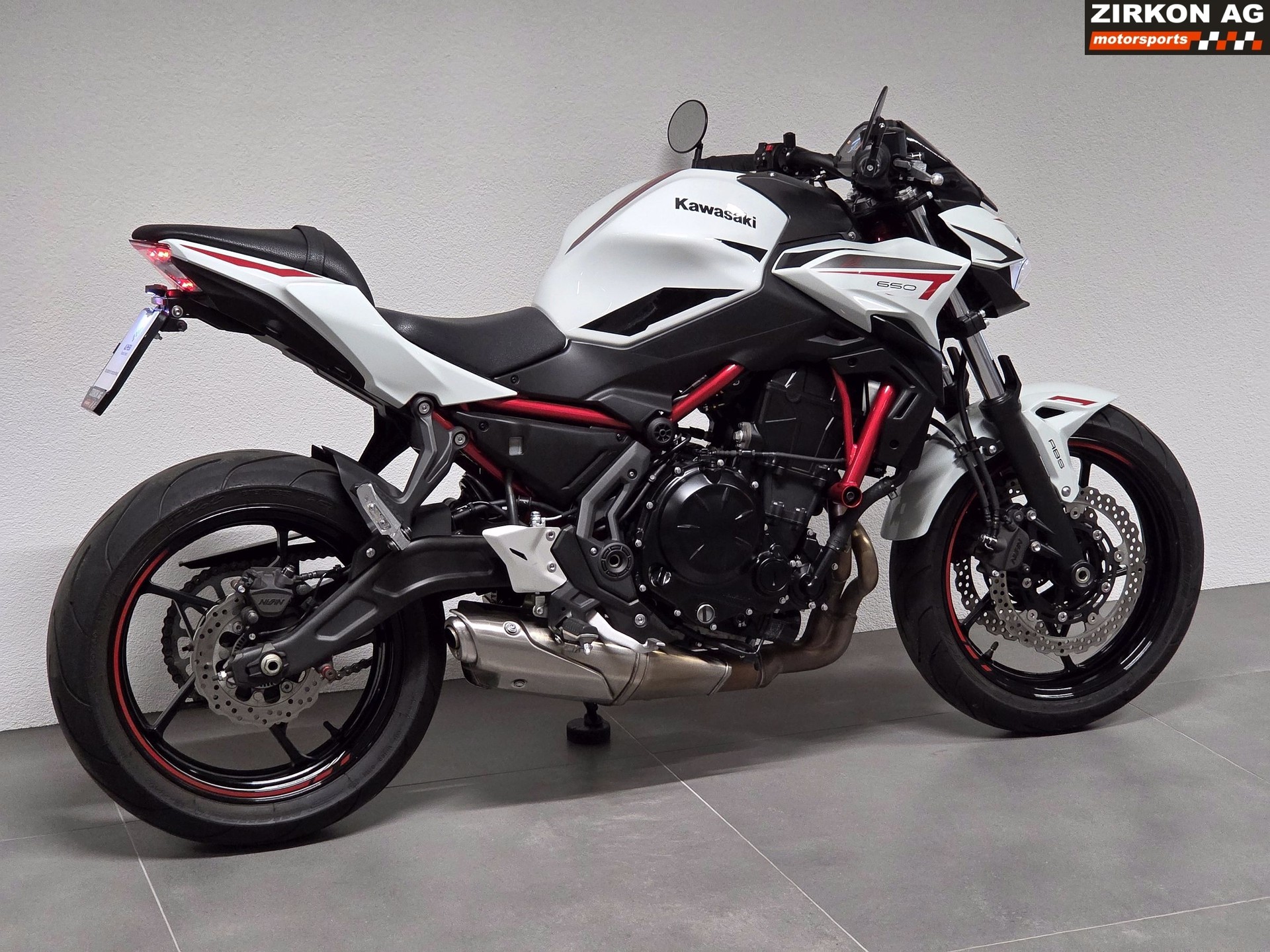 KAWASAKI Z 650 (35/50kW)-image-5