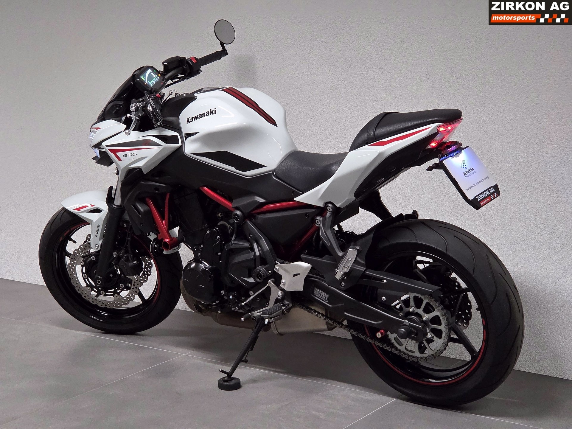 KAWASAKI Z 650 (35/50kW)-image-13
