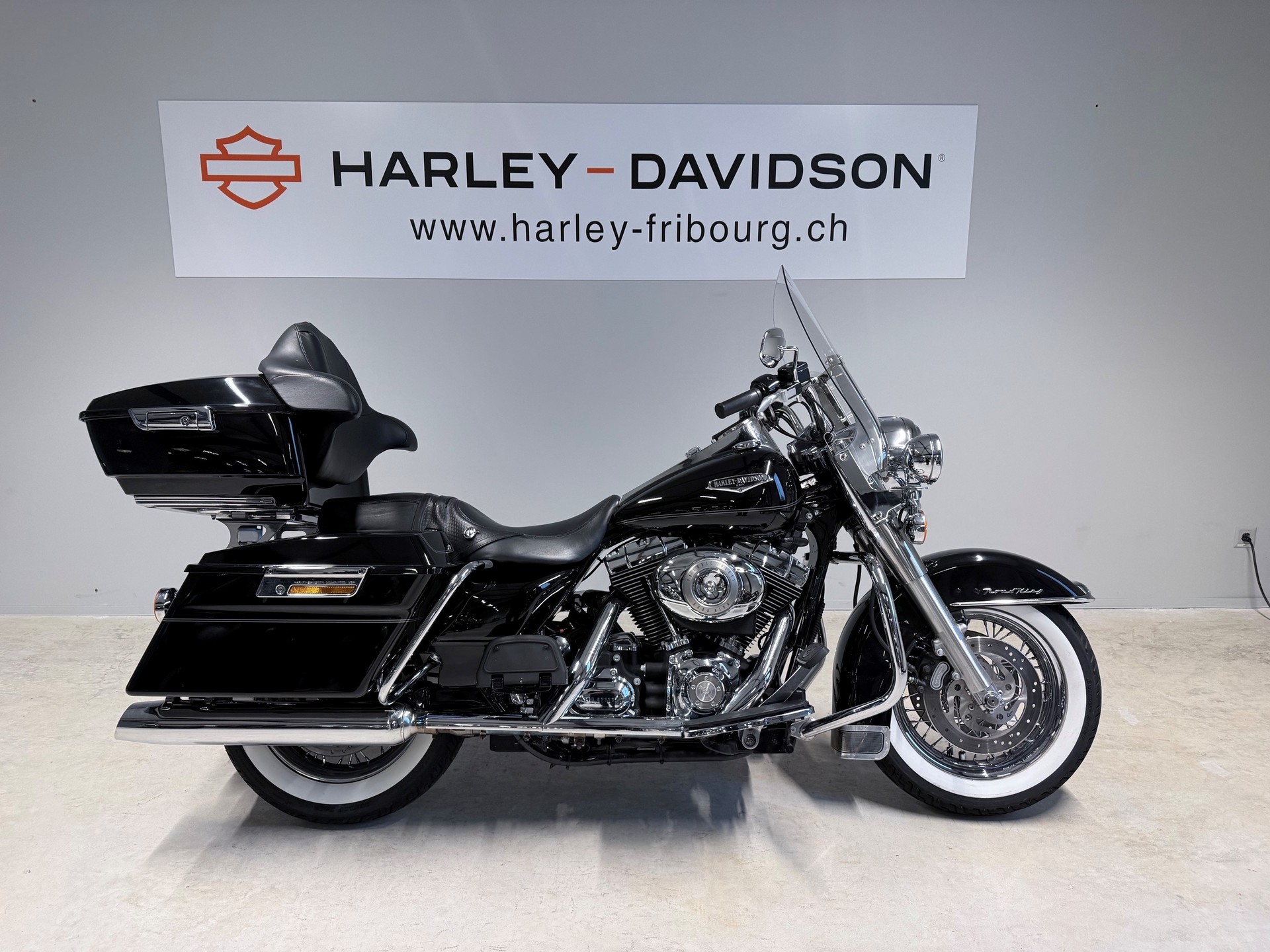 HARLEY-DAVIDSON FLHRCI Road King Classic-image-0