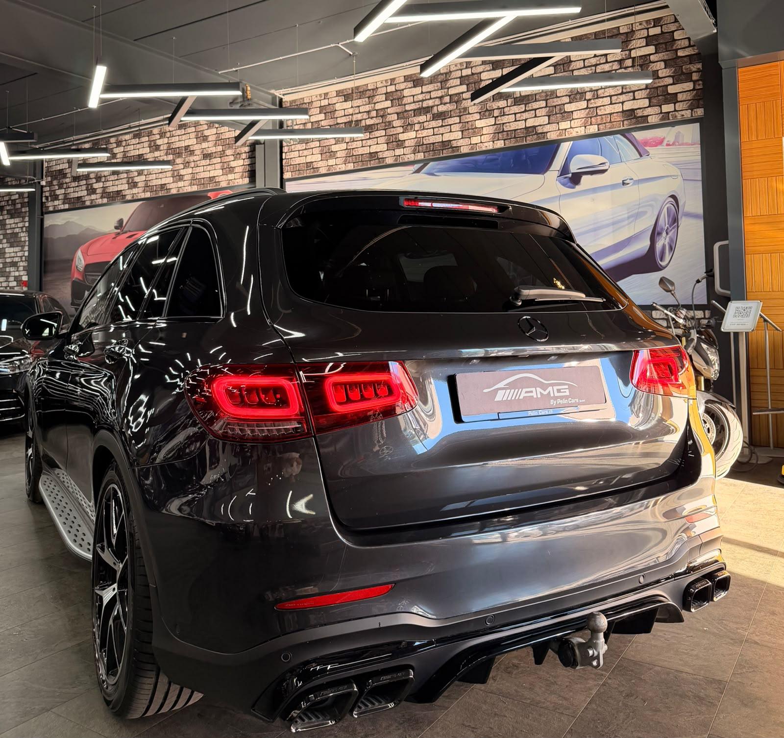 MERCEDES-BENZ GLC 300 AMG (GLC63 AMG Bodykit) Limited Dark Grey Performance 4Matic 9G-Tronic 2Jahre Garantie-image-10