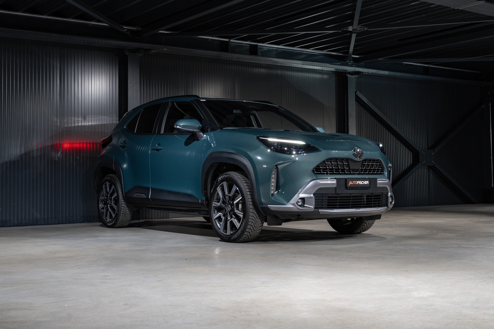 TOYOTA Yaris Cross 1.5 Executive 4x4 AWDi e-CVT-image-5