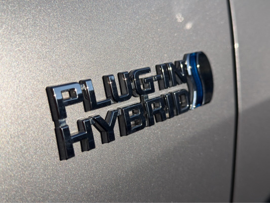 SUZUKI Across 2.5 PHEV E-CVT-image-5