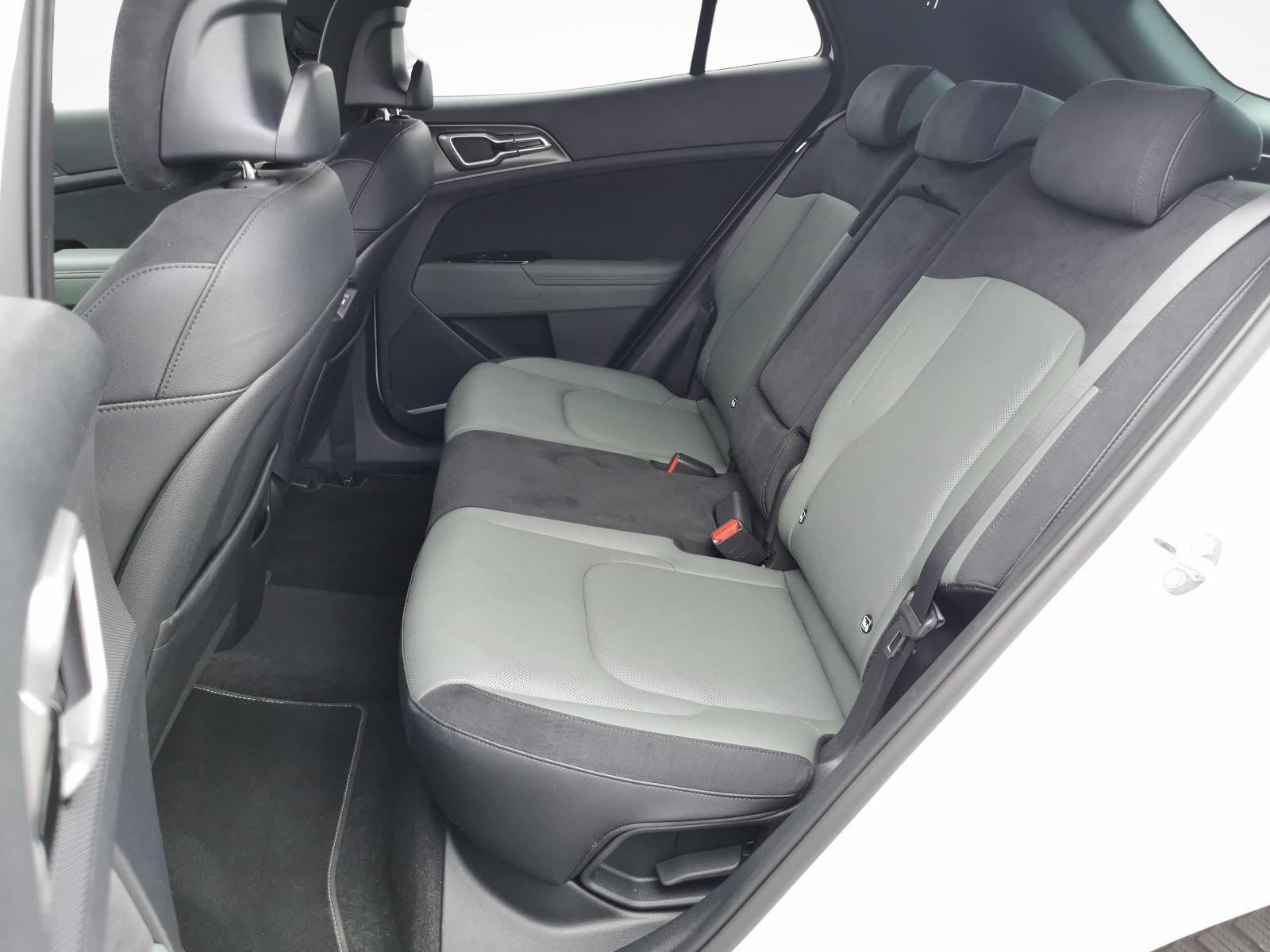 KIA Sportage 1.6 T-GDi PHEV Power Edition-image-6