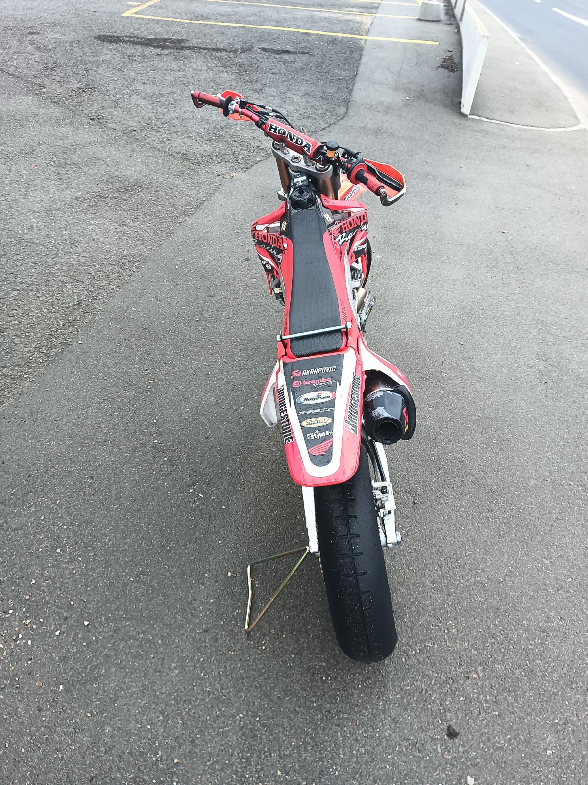 HONDA Honda CRF450R7 Supermoto pour la piste UNIQUEMENT avec 13.20-image-1