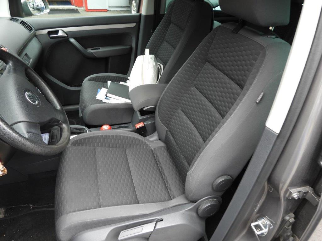 VW Touran 1.4 TSI Highline-image-2