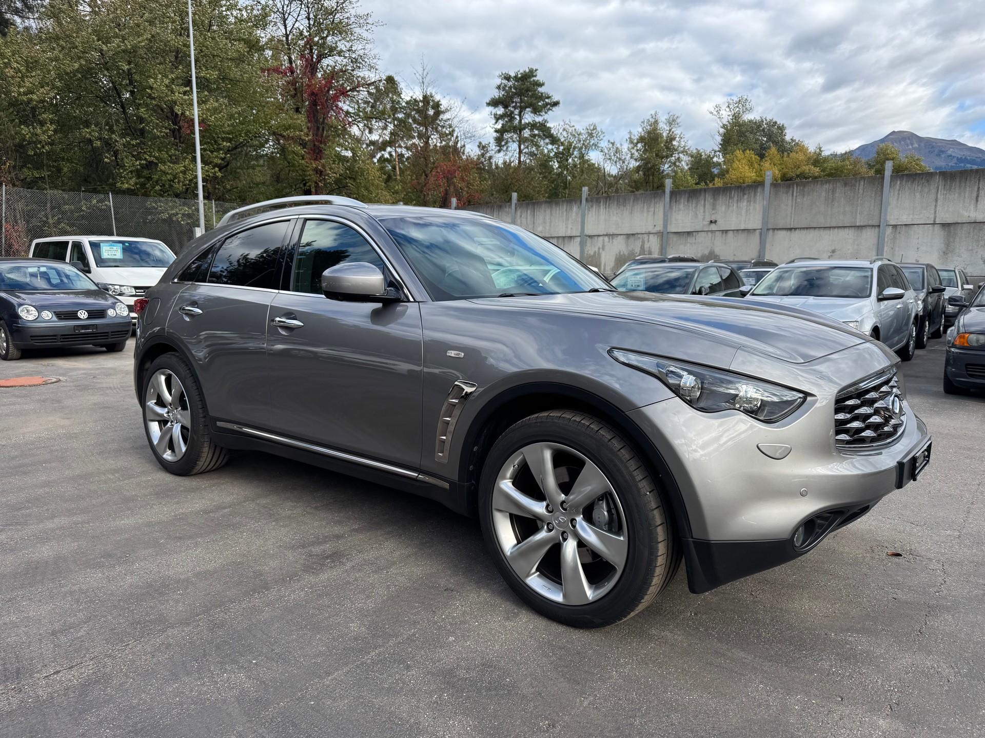 INFINITI FX50 S Premium AWD Automatic-image-1