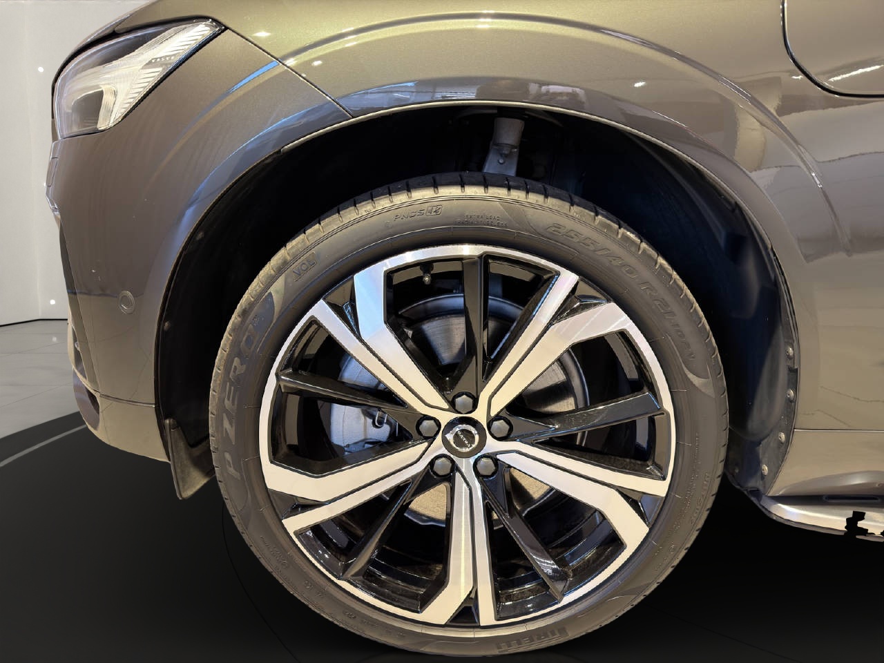 VOLVO XC60 2.0 T6 TE R-Design eAWD-image-14