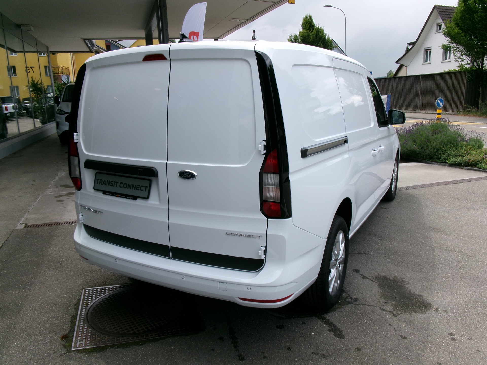 FORD Grand Transit Connect Kasten 2.0 EcoBlue Limited-image-3