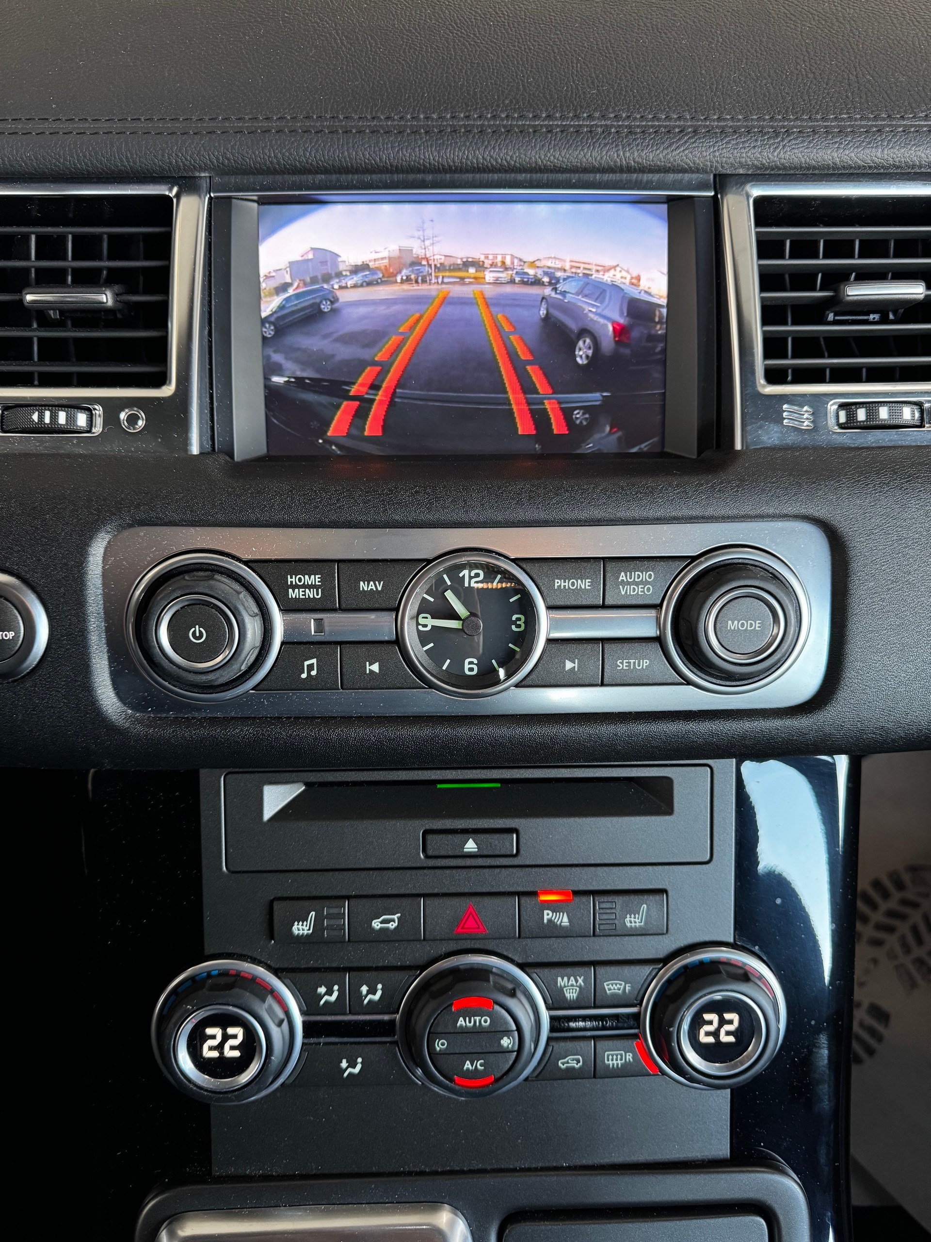 LAND ROVER Range Rover Sport 3.0 TDV6 HSE Automatic-image-18